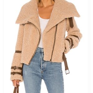 Jacket color tan,small,New